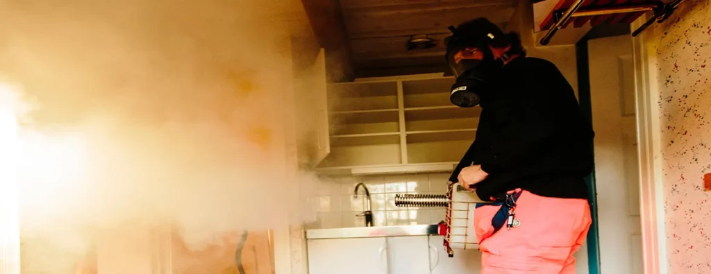 luktsanering utförs med hjälp av foggning