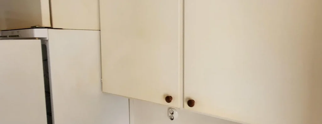 sanering av inrökt kök