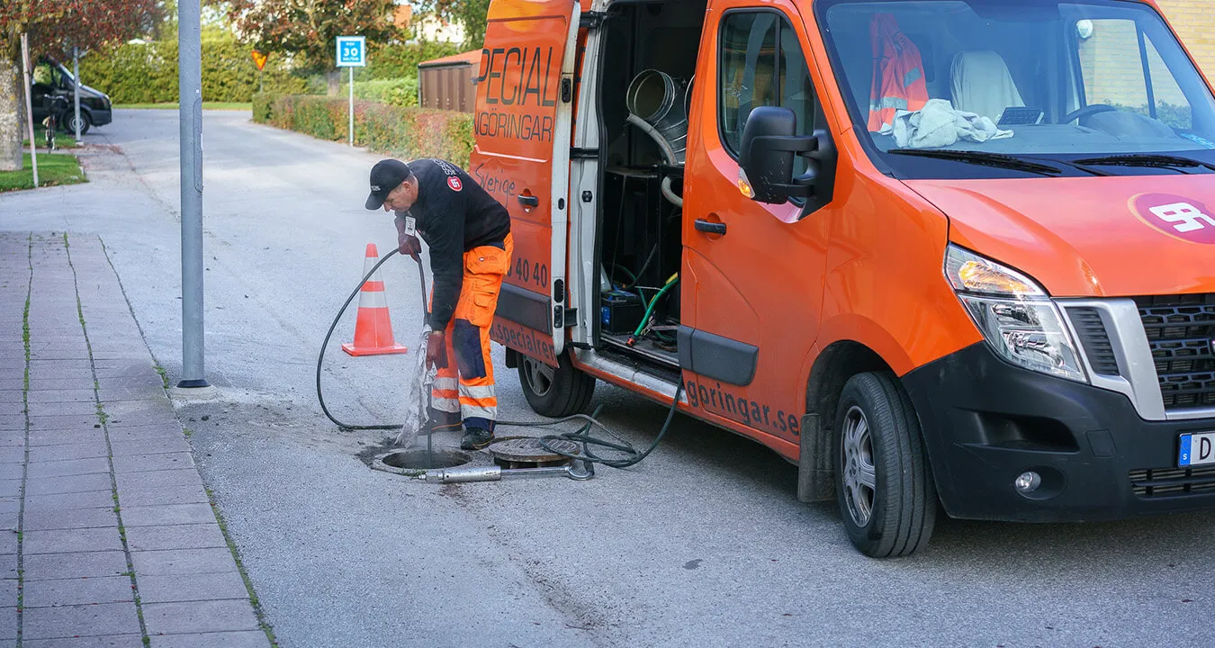 spolning av brunn pågår