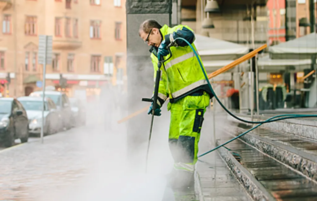 pågående renspolning av entré
